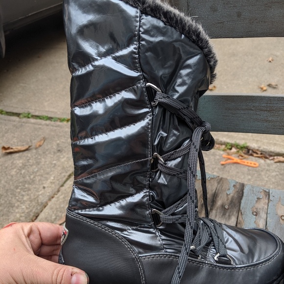 New Women Sporto Silver Waterproof Lined Snow Boots 6M EUC